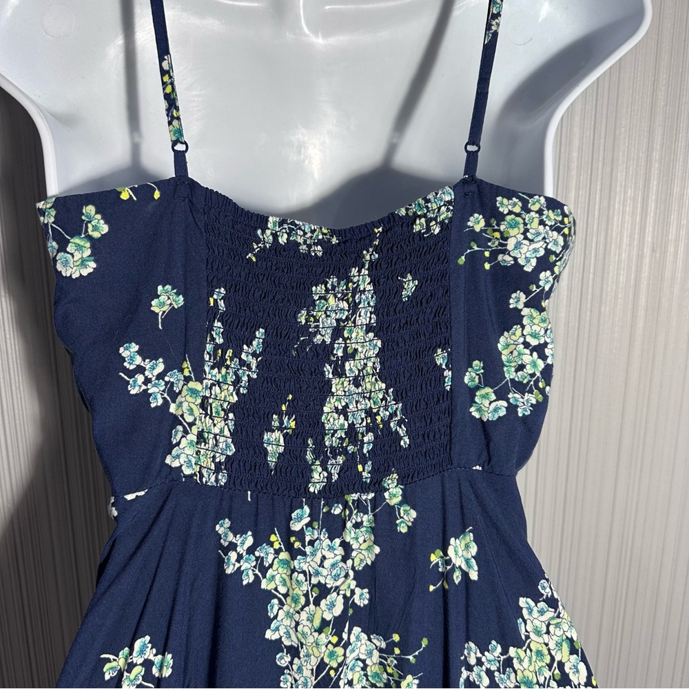 Old Navy blue floral fit & flare sundress women’s medium - Picture 4 of 9